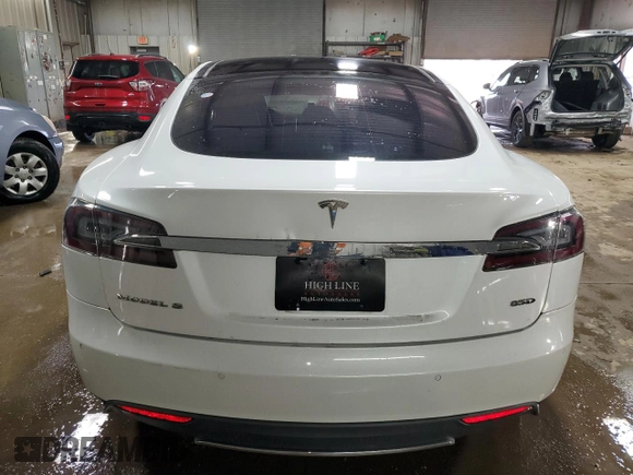 2015 Tesla Model S 85D with VIN 5YJSA1H24FF092628, listed as a Copart auction lot 51959035 with 128,744 mi miles and Salvage Title. Bid and sale history available at carsss.com. Image 6.