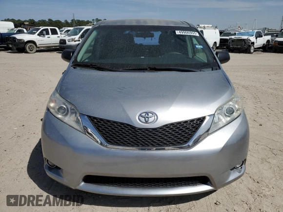2012 Toyota Sienna with VIN 5TDKA3DC1CS012509, listed as a Copart auction lot 49906955 with 141,745 mi miles and Salvage Title. Bid and sale history available at DreamBid. Image 5.