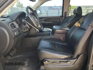 2008 Chevrolet Avalanche LTZ with VIN 3GNEC12068G182396, listed as a Copart auction lot 67563464 with 122,927 mi miles and Salvage Title. Bid and sale history available at carsss.com. Image 7.