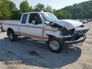 1996 Ford F-150 с VIN 1FTEX14N8TKA24018, выставлен на аукционе Copart как лот 60448735 с пробегом 190 573 миль миль и Списание • Salvage title. История ставок и продаж доступна на DreamBid. Изображение 4.