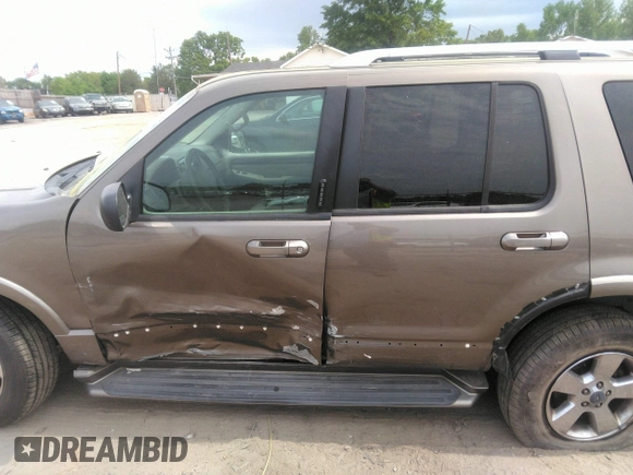2003 Ford Explorer с VIN 1FMZU65K43UA92733, выставлен на аукционе IAAI как лот 42093512 с пробегом 201 805 миль миль и . История ставок и продаж доступна на DreamBid. Изображение 14.