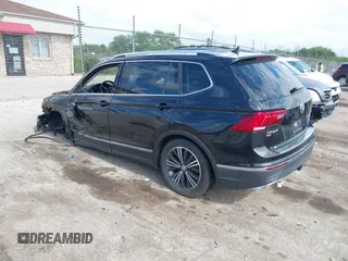 2019 Volkswagen Tiguan SE с VIN 3VV2B7AX0KM012089, выставлен на аукционе IAAI как лот 42613941 с пробегом 90 207 миль миль и . История ставок и продаж доступна на DreamBid. Изображение 3.