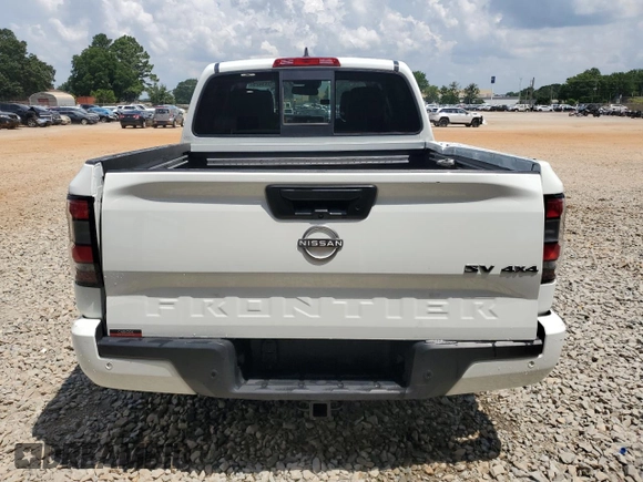 2022 Nissan Frontier Pro-4X with VIN 1N6ED1EK2NN665676, listed as a Copart auction lot 62033425 with 22,776 mi miles and Salvage title. Bid and sale history available at DreamBid. Image 6.