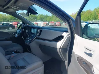 2018 Toyota Sienna XLE Auto Access Seat with VIN 5TDYZ3DC2JS926543, listed as a IAAI auction lot 42250898 with 138,489 mi miles and . Bid and sale history available at DreamBid. Image 5.