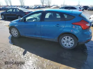 2014 Ford Focus SE with VIN 1FADP3K26EL334879, listed as a Copart auction lot 49609525 with 197,619 mi miles and Salvage Title. Bid and sale history available at carsss.com. Image 2.