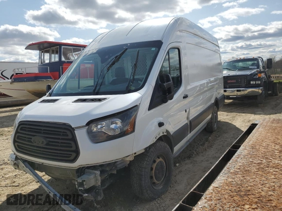 2017 Ford Transit с VIN 1FTYR3XG0HKB21124, выставлен на аукционе Copart как лот 49405475 с пробегом 246 098 миль миль и Списание • Salvage title. История ставок и продаж доступна на DreamBid. Изображение 1.