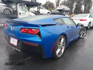 2016 Chevrolet Corvette Z51 3LT z VIN 1G1YM2D74G5116883, wystawiony jako IAAI lot #42160585 z przebiegiem 25 939 mil mil oraz . Historia ofert i sprzedaży dostępna na DreamBid. Obrazek 4.