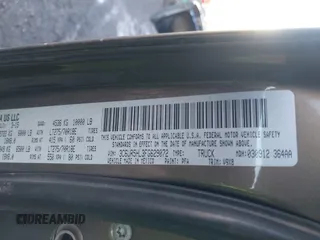 2015 Ram 2500 Tradesman с VIN 3C6UR5HL3FG629072, выставлен на аукционе IAAI как лот 41296490 с пробегом 211 318 миль миль и . История ставок и продаж доступна на DreamBid. Изображение 9.