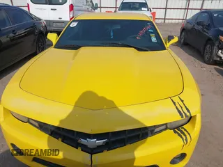 2012 Chevrolet Camaro 2LS с VIN 2G1FA1E34C9207767, выставлен на аукционе IAAI как лот 41900584 с пробегом 221 570 миль миль и . История ставок и продаж доступна на DreamBid. Изображение 12.