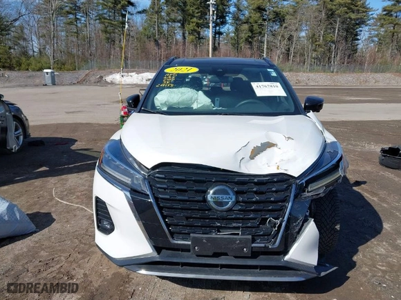 2021 Nissan Kicks SR with VIN 3N1CP5DV5ML466417, listed as a IAAI auction lot 41767810 with NaN miles. Bid and sale history available at carsss.com. Image 12.