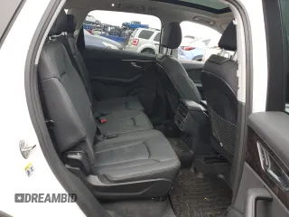 2020 Audi Q7 Premium z VIN WA1AXAF77LD001065, wystawiony jako Copart lot #42515984 z przebiegiem 26 796 mil mil oraz . Historia ofert i sprzedaży dostępna na DreamBid. Obrazek 11.