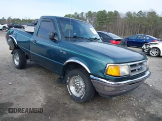 1997 Ford Ranger XLT with VIN 1FTCR10A6VUA47101, listed as a IAAI auction lot 41743587 with 87,277 mi miles. Bid and sale history available at carsss.com. Image 1.