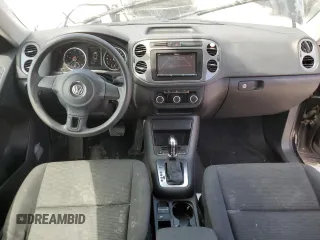 2012 Volkswagen Tiguan SE with VIN WVGAV7AX5CW526146, listed as a Copart auction lot 68565894 with 149,101 mi miles and Clean Title. Bid and sale history available at DreamBid. Image 8.