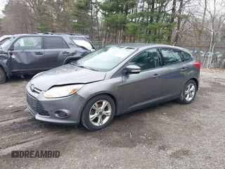 2014 Ford Focus SE with VIN 1FADP3K28EL313161, listed as a IAAI auction lot 42017640 with 111,962 mi miles. Bid and sale history available at carsss.com. Image 2.