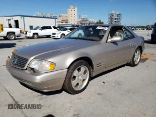 2000 Mercedes-Benz SL-Class with VIN WDBFA68F0YF188299, listed as a Copart auction lot 79522494 with 125,295 mi miles and Salvage Title. Bid and sale history available at carsss.com. Image 1.