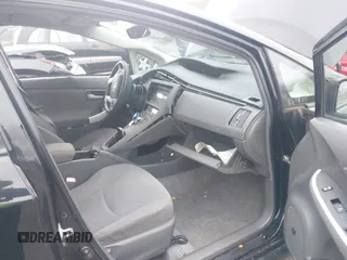 2011 Toyota Prius I with VIN JTDKN3DU2B1385471, listed as a IAAI auction lot 42017682 with 136,304 mi miles. Bid and sale history available at carsss.com. Image 5.