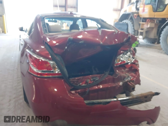 2014 Nissan Altima S with VIN 1N4AL3AP5EC270412, listed as a IAAI auction lot 41762094 with 181,907 mi miles and . Bid and sale history available at DreamBid. Image 6.