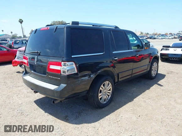 2011 Lincoln Navigator z VIN 5LMJJ2H57BEJ00298, wystawiony jako IAAI lot #42170739 z przebiegiem 175 692 mil mil oraz . Historia ofert i sprzedaży dostępna na DreamBid. Obrazek 4.