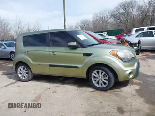2012 Kia Soul + with VIN KNDJT2A67C7450802, listed as a IAAI auction lot 41815696 with 137,101 mi miles. Bid and sale history available at carsss.com. Image 13.