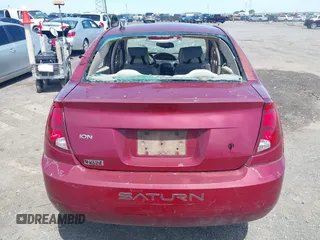 2007 Saturn ION with VIN 1G8AJ55FX7Z133070, listed as a IAAI auction lot 42100118 with 121,171 mi miles. Bid and sale history available at carsss.com. Image 14.