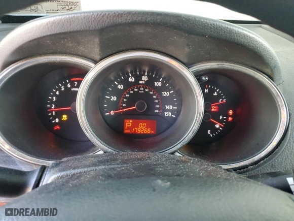 2011 Kia Sorento LX with VIN 5XYKT3A18BG006439, listed as a Copart auction lot 87357904 with 179,266 mi miles and Clean Title. Bid and sale history available at carsss.com. Image 9.
