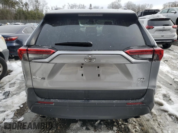 2024 Toyota RAV4 XLE Premium with VIN 2T3A1RFVXRC458826, listed as a Copart auction lot 41508165 with 22,498 mi miles and Salvage Title. Bid and sale history available at carsss.com. Image 6.