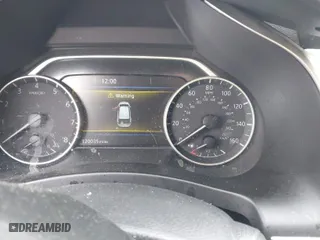 2017 Nissan Murano SL with VIN 5N1AZ2MG4HN143623, listed as a IAAI auction lot 41410362 with 120,035 mi miles. Bid and sale history available at carsss.com. Image 7.