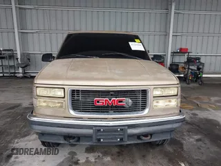 1995 GMC Sierra 1500 z VIN 2GTEK19K1S1535176, wystawiony jako IAAI lot #42243366 z przebiegiem 220 755 mil mil oraz . Historia ofert i sprzedaży dostępna na DreamBid. Obrazek 12.