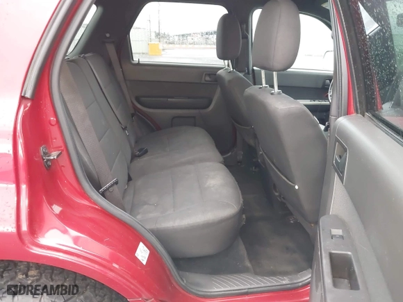 2011 Ford Escape XLT with VIN 1FMCU9D77BKB34262, listed as a IAAI auction lot 41198534 with 212,006 mi miles. Bid and sale history available at carsss.com. Image 8.