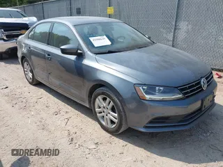 2018 Volkswagen Jetta S с VIN 3VW2B7AJ6JM212769, выставлен на аукционе IAAI как лот 42508645 с пробегом 61 970 миль миль и . История ставок и продаж доступна на DreamBid. Изображение 1.