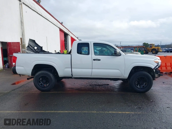 2016 Toyota Tacoma SR with VIN 5TFRX5GN0GX071038, listed as a IAAI auction lot 41176395 with 160,803 mi miles and . Bid and sale history available at DreamBid. Image 14.