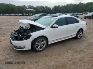 2015 Volkswagen Passat SEL Premium z VIN 1VWCS7A39FC105634, wystawiony jako Copart lot #73926424 z przebiegiem 152 073 mil mil oraz Szkoda całkowita • Salvage title. Historia ofert i sprzedaży dostępna na DreamBid. Obrazek 1.