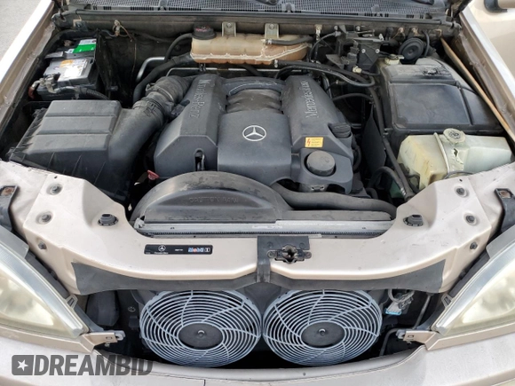 2004 Mercedes-Benz M-Class 3.5L with VIN 4JGAB57E94A492116, listed as a Copart auction lot 83847424 with 108,048 mi miles and Salvage Title. Bid and sale history available at carsss.com. Image 12.