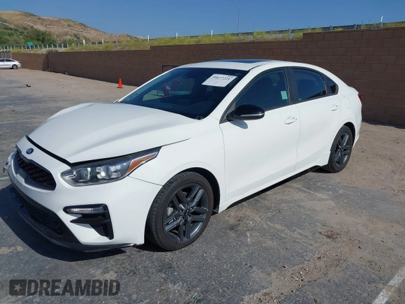2020 Kia Forte GT-Line with VIN 3KPF34AD1LE260672, listed as a IAAI auction lot 39477221 with 54,542 mi miles. Bid and sale history available at carsss.com. Image 2.