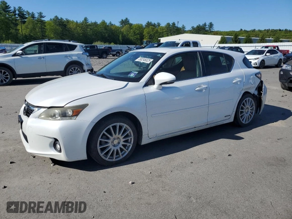 2011 Lexus CT 200h z VIN JTHKD5BH0B2046799, wystawiony jako Copart lot #58246525 z przebiegiem 130 019 mil mil oraz Szkoda całkowita • Salvage title. Historia ofert i sprzedaży dostępna na DreamBid. Obrazek 1.