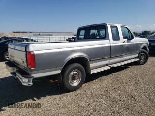 1992 Ford F-250 with VIN 1FTHX25G4NKA19632, listed as a Copart auction lot 71816884 with Not provided miles and Non repairable. Bid and sale history available at DreamBid. Image 3.