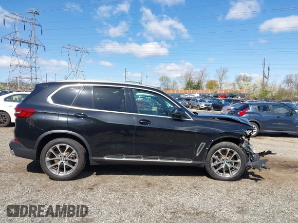 2020 BMW X5 xDrive40i with VIN 5UXCR6C03L9B42670, listed as a IAAI auction lot 41977126 with Not provided miles and . Bid and sale history available at DreamBid. Image 13.