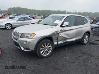 2013 BMW X3 xDrive28i z VIN 5UXWX9C58D0A30369, wystawiony jako IAAI lot #42276143 z przebiegiem 171 125 mil mil oraz . Historia ofert i sprzedaży dostępna na DreamBid. Obrazek 2.