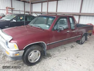 1994 Toyota 2WD Pickups DX with VIN JT4RN93P7R5102658, listed as a IAAI auction lot 41978357 with 177,464 mi miles. Bid and sale history available at carsss.com. Image 2.