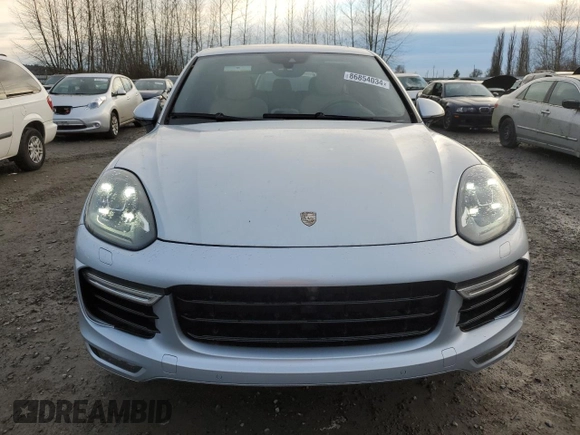 2016 Porsche Cayenne Turbo z VIN WP1AC2A22GLA88192, wystawiony jako Copart lot #86854034 z przebiegiem 42 288 mil mil oraz Szkoda całkowita • Salvage title. Historia ofert i sprzedaży dostępna na DreamBid. Obrazek 5.