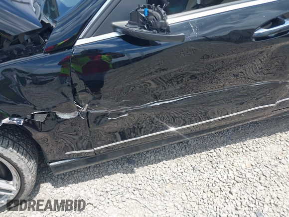 2013 Mercedes-Benz C 300 Sport с VIN WDDGF8AB3DA839741, выставлен на аукционе IAAI как лот 42647321 с пробегом 234 146 миль миль и . История ставок и продаж доступна на DreamBid. Изображение 17.