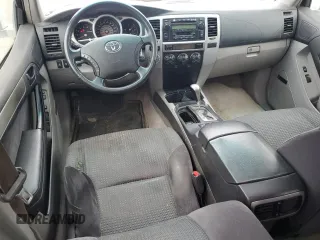 2004 Toyota 4Runner SR5 с VIN JTEBT14R040037422, выставлен на аукционе Copart как лот 61047755 с пробегом 309 228 миль миль и Списание • Salvage title. История ставок и продаж доступна на DreamBid. Изображение 8.