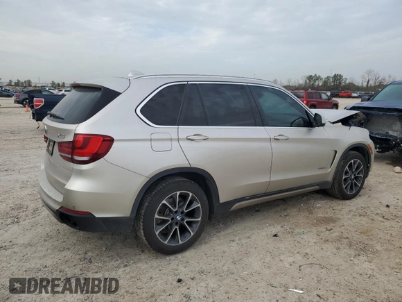 2014 BMW X5 xDrive35d with VIN 5UXKS4C54E0J96015, listed as a Copart auction lot 48304045 with 101,945 mi miles and Salvage Title. Bid and sale history available at carsss.com. Image 3.