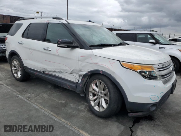 2014 Ford Explorer XLT z VIN 1FM5K7D85EGA32932, wystawiony jako Copart lot #52799695 z przebiegiem 135 670 mil mil oraz Szkoda całkowita • Salvage title. Historia ofert i sprzedaży dostępna na DreamBid. Obrazek 4.