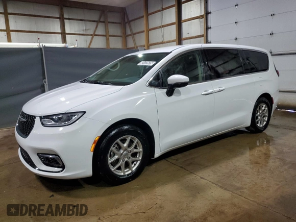 2023 Chrysler Pacifica Touring L z VIN 2C4RC1BG2PR532932, wystawiony jako Copart lot #62172575 z przebiegiem 67 521 mil mil oraz Czysty tytuł • Clean title. Historia ofert i sprzedaży dostępna na DreamBid. Obrazek 1.