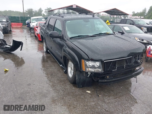 2013 Chevrolet Avalanche LT with VIN 3GNTKFE78DG172219, listed as a IAAI auction lot 42342576 with 95,935 mi miles and . Bid and sale history available at DreamBid. Image 1.