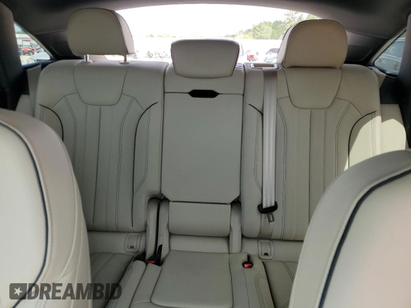 2021 Audi Q5 Sportback Premium Plus z VIN WA15AAFY6M2137390, wystawiony jako Copart lot #51147585 z przebiegiem 43 711 mil mil oraz Czysty tytuł • Clean title. Historia ofert i sprzedaży dostępna na DreamBid. Obrazek 10.