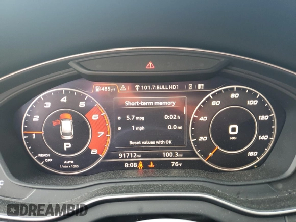 2018 Audi SQ5 Premium Plus z VIN WA1A4AFY6J2103466, wystawiony jako Copart lot #61204895 z przebiegiem 91 712 mil mil oraz Szkoda całkowita • Salvage title. Historia ofert i sprzedaży dostępna na DreamBid. Obrazek 9.