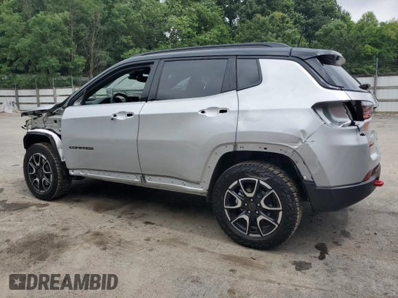 2025 Jeep Compass Trailhawk with VIN 3C4NJDDN9ST556944, listed as a Copart auction lot 65061335 with 10,196 mi miles and Clean title. Bid and sale history available at DreamBid. Image 2.
