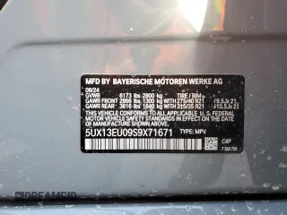 2025 BMW X5 sDrive40i with VIN 5UX13EU09S9X71671, listed as a Copart auction lot 42515055 with 2,695 mi miles and Salvage Title. Bid and sale history available at carsss.com. Image 13.